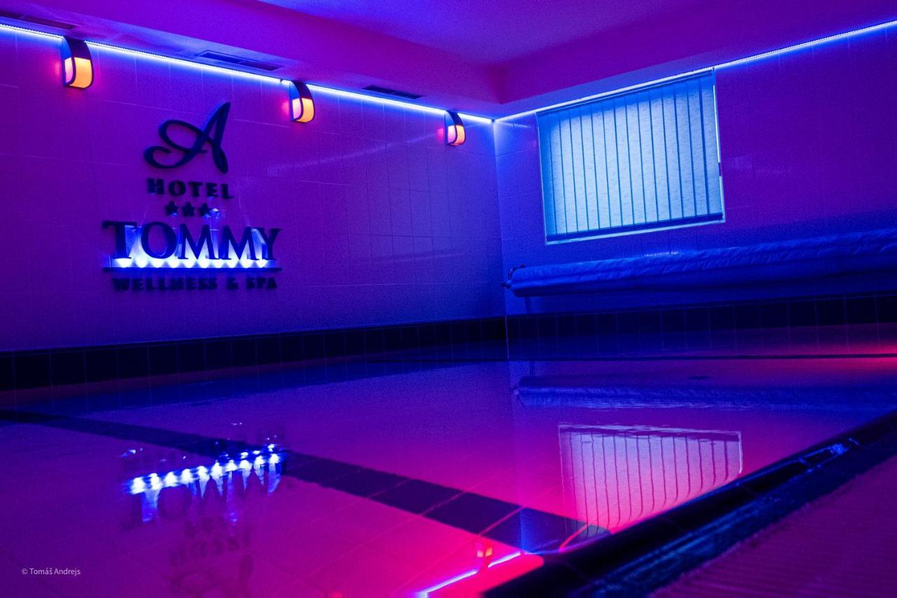 Hotel Tommy Wellness & Spa Náchod Extérieur photo