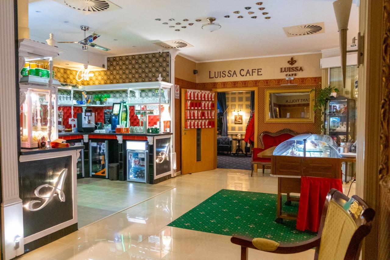 Hotel Tommy Wellness & Spa Náchod Extérieur photo