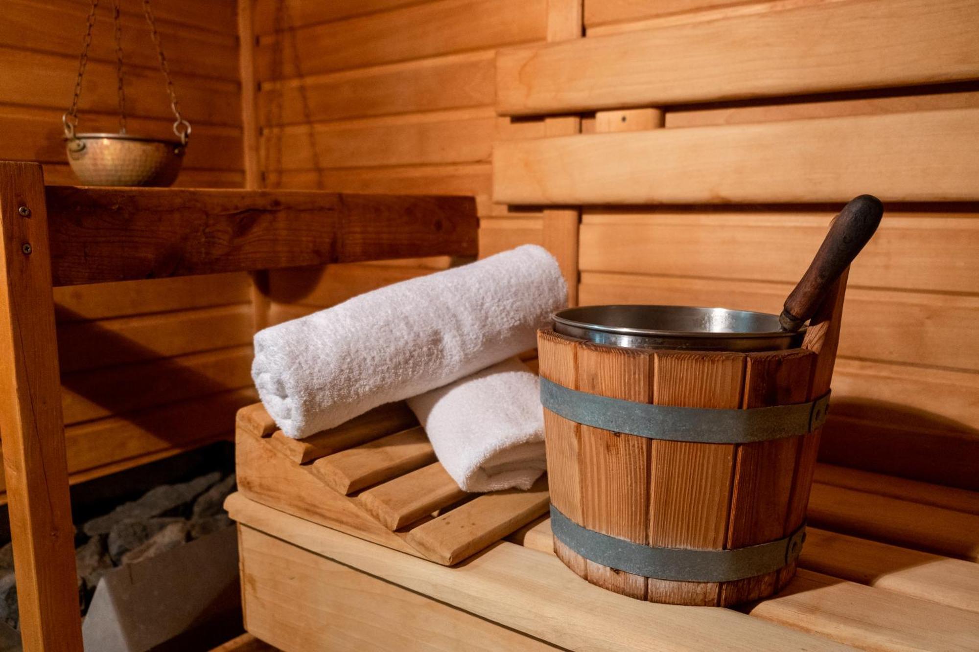 Hotel Tommy Wellness & Spa Náchod Extérieur photo