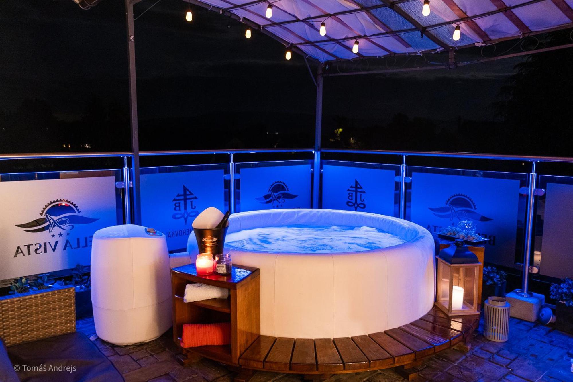 Hotel Tommy Wellness & Spa Náchod Extérieur photo