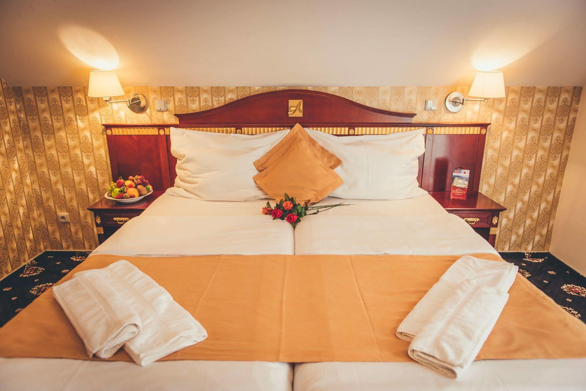 Hotel Tommy Wellness & Spa Náchod Extérieur photo