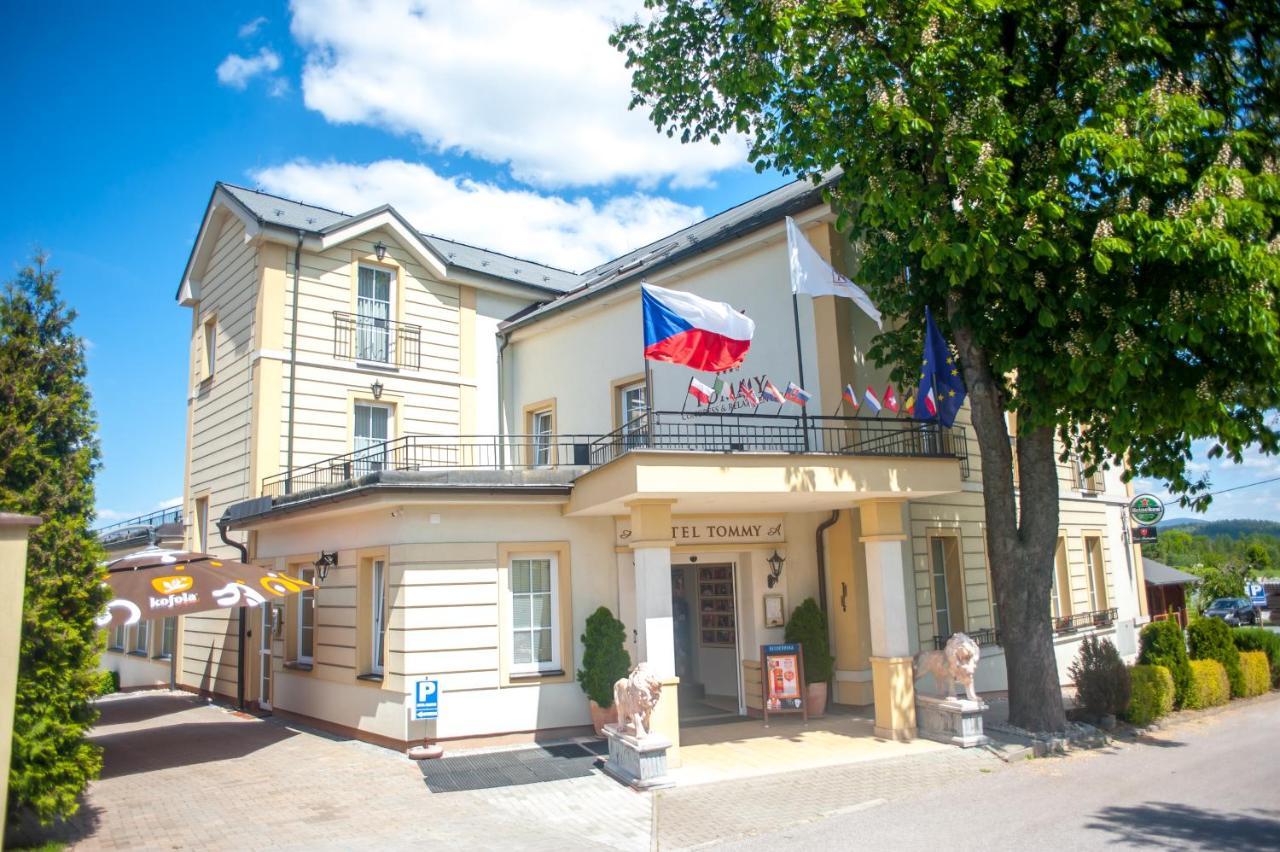 Hotel Tommy Wellness & Spa Náchod Extérieur photo